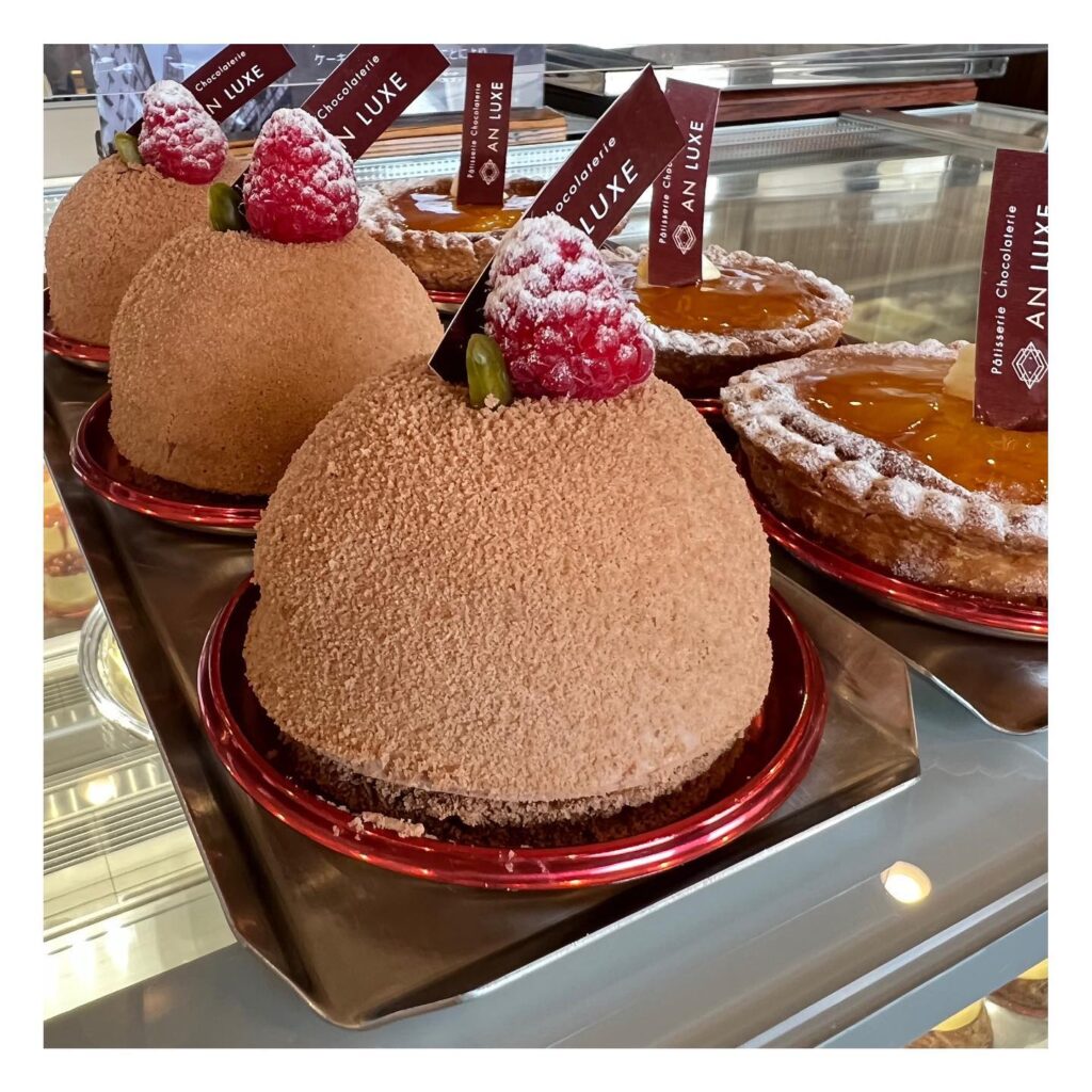 本日、名鉄百貨店でもご購入いただける大人気のチョコレートケーキ&